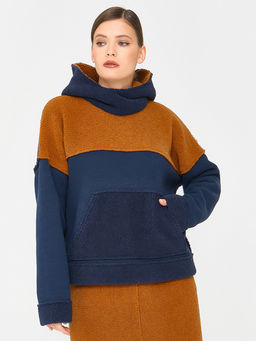 Джемпер двусторонний с капюшоном