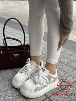 Кроссовки женские весенние