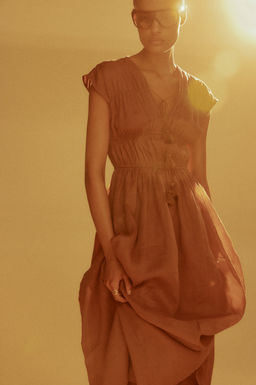 Vestido de ramio con tiras de enlazar - H&m фото 7
