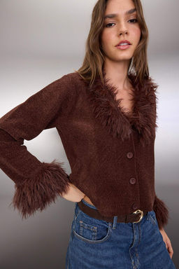 Kahverengi Ozel Iplik Otris Ve Kurk Detayl? Triko H?rka TWOAW26HI00223