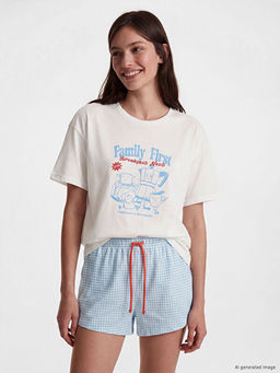 Пижама Bisiklet Yaka Bask?l? Kad?n ?ortlu Pijama Tak?m?