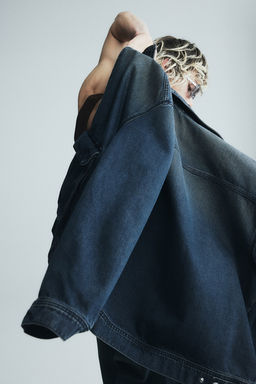 Cazadora worker en denim Loose Fit - H&m фото 4