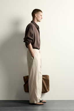 PANTAL?N T?CNICO RELAXED FIT EFECTO ARRUGADO / Beige - Zara фото 4