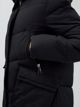 Пальто утепленное стеганное зимнее с капюшоном женское черного цвета 9639Ch - Mtforce фото 8