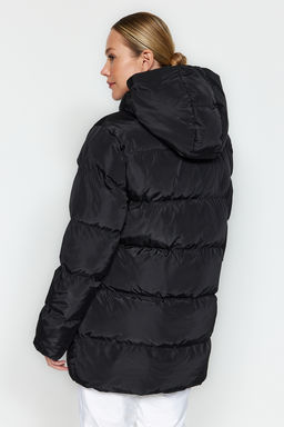 Siyah Kapusonlu Su Itici Sisme Mont TWOAW24MO00238