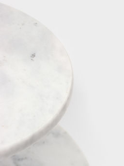 Этажёрка для фруктов и десертов Magistro Marble, 2 яруса, d=25/20×26.5 см, мрамор, белая