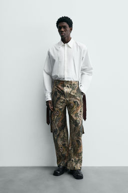 LIMITED EDITION SHIRT WITH BOW DETAIL ON THE CHEST