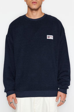 TRENDYOL MAN Lacivert Oversize/Genis Kesim Yumusak Dokulu Kolej Temal? Sweatshirt TMNAW24SW00245 - Trendyolmilla фото 4