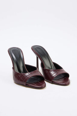 Bordo Kad?n Klasik Topuklu Ayakkab?