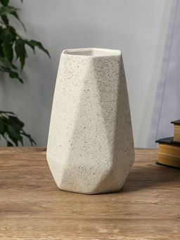 Ваза Бэрри, грани, 18.5?11 см, d=7.5 см, керамика, белая