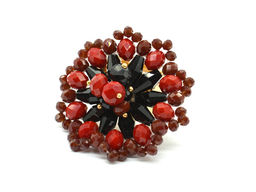 Кольцо из циркона цв.черный,красный Радуга камня