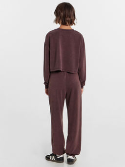 Комплект женский (джемпер, брюки) шоколадный с дизайнерским принтом шоколадная варка 192543 - Mark formelle фото 3