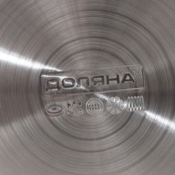 Чайник со свистком из нержавеющей стали Доляна «Горошек», 2.8 л, цвет айвори