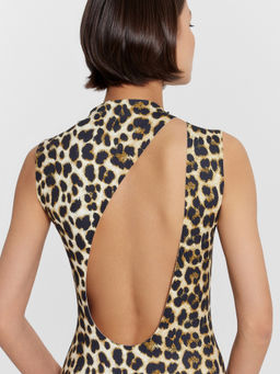 Платье Mark Formelle x Ольга Бузова леопардовое с вырезом на спине
