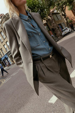 DOUBLE-BREASTED BLAZER WITH SHOULDER PADS - Zara фото 7