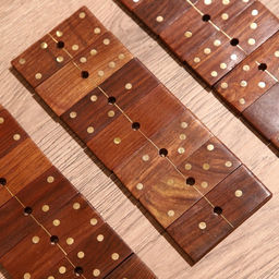 Игра настольная «Домино», 11×11×27 см, манговое дерево