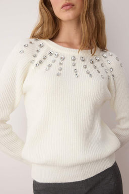 Ekru Yumusak Dokulu Mucevherli Triko Kazak TWOAW24KZ00685 - Trendyolmilla фото 3