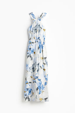 Vestido con espalda descubierta