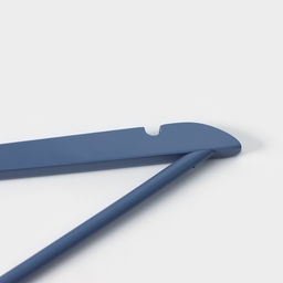 Плечики - вешалка для одежды LaDо́m Brillant, 44.5×23×1.2 см, 3 шт., дерево, синие