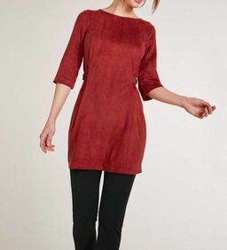 Блузка, красная