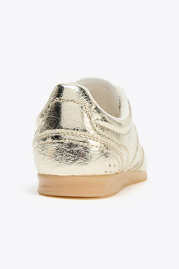 METALLIC-EFFECT TRAINERS - Zara фото 17