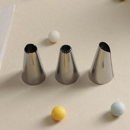 Набор кондитерский Лориэн, 10 предметов: форма для выпечки Цветок 5 шт, 3 насадки, адаптер, мешок - Simaland фото 3