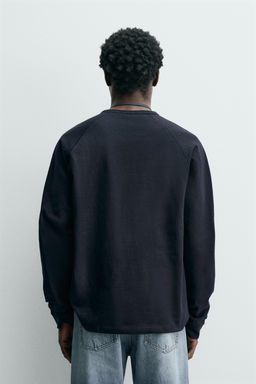 CAMISETA HEAVYWEIGHT CREWNECK / Azul profundo - Zara фото 3