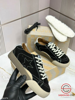 Кроссовки женские весенние