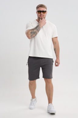 16 Шорты мужские