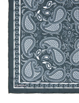 Серый платок - Cacharel фото 5