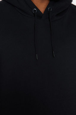 TRENDYOL MAN Siyah Buyuk Beden apusonlu Oversize/Genis Kesim Ici Polar/S?cak Tutan Sweatshirt TMNAW24AO00013 - Trendyolmilla фото 12