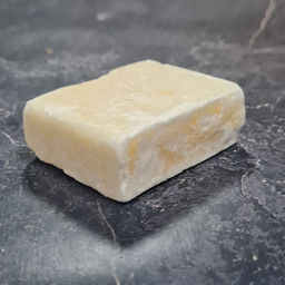 Сухой крем для рук, ног и массажа с маслом Амбры Sabaya Девчонки