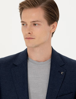 Шерстяной костюм приталенного кроя темно-синего цвета - Cacharel фото 2