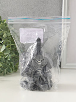 Сувенир "Слоник весёлый сидит" 12,8 см