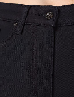 D54.083 Джинсы женские черный