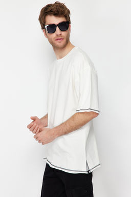 Ekru Oversize Dikis Detayl? %100 Pamuklu T-Shirt TMNSS24TS00094