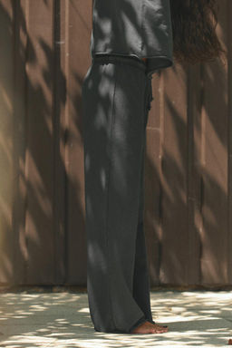 FADED-EFFECT PLUSH JOGGER TROUSERS - Zara фото 12