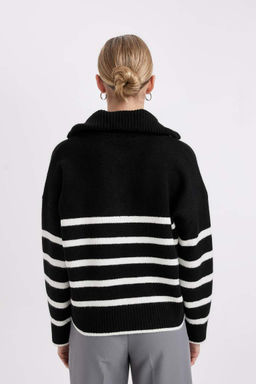 Женский вязаный свитер оверсайз с широким узором в полоску и половиной молнии с высоким воротником - Defacto фото 5