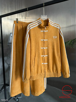 крутой костюм женский со вставками - Bruno фото 2