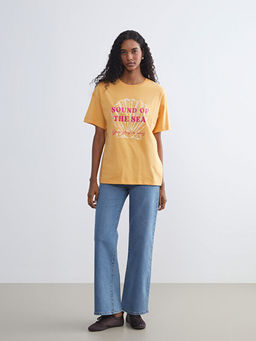 Bisiklet Yaka Bask?l? Oversize Kad?n Ti??rt