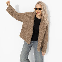 Розыгрыш. Полупальто из экомеха, Слишком заметна (oversize, 50-56)