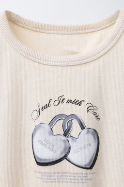 RIBBED T-SHIRT WITH HEARTS AND SLOGAN