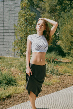 CAMISETA CROPPED MANGA CORTA LUNARES / Blanco / Negro - Zara фото 5