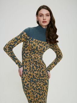 Платье со стилевым жаккардом листья