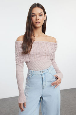 Pudra Yumusak Dokulu Carmen Yaka Ak?tma Detayl? Triko Kazak TWOAW25KZ00228