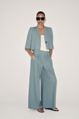 BLAZER CORTA CON LINO ZW COLLECTION / Azul / Gris