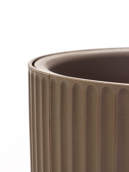 Кашпо для цветов «Рамона», 3.7 л, d=22 см, h=20 см, со вставкой, пластиковое, серое