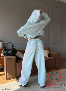 Костюм спортивный женский