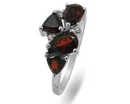 Кольцо из серебра гранат, Полли