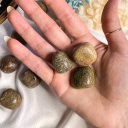 Галтовка из Унакита